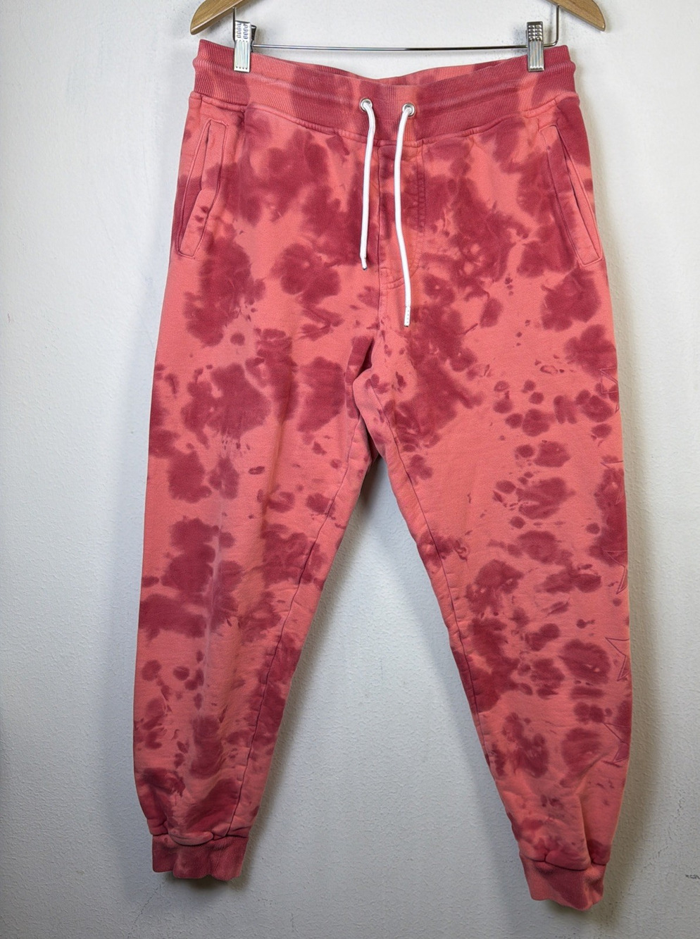 JEFFREE STAR COSMETICS Unisex Blood Sugar Red Tie-Dye Jogger Sweatpants medium